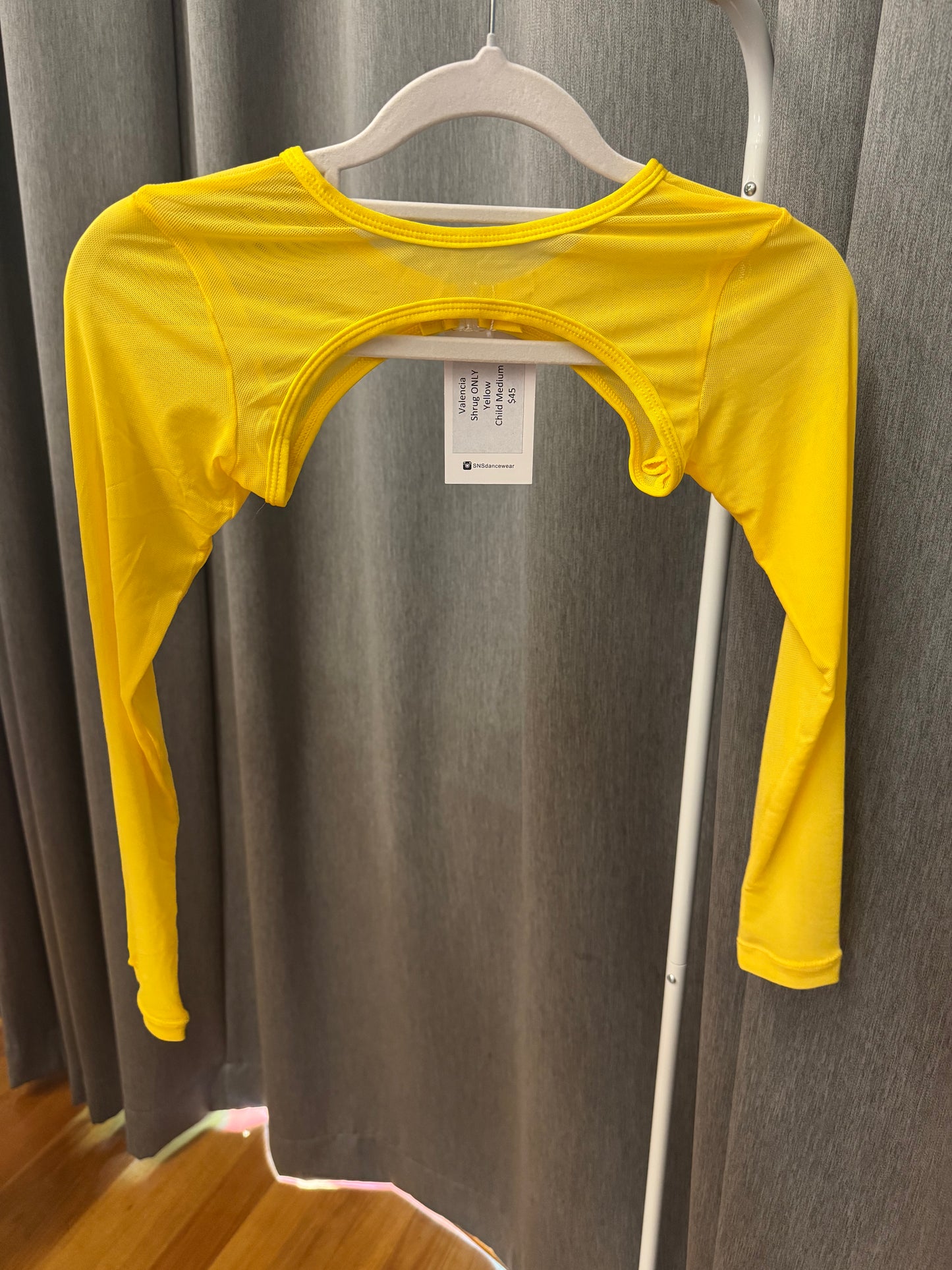 Valencia Shrug